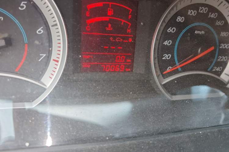 Used Bestune B50 2012 1.6L Manual Limited Edition Odometer Close Up