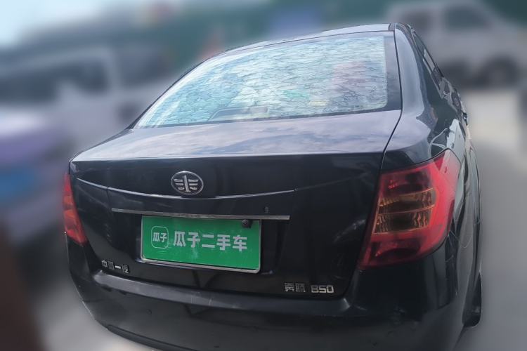 Used Bestune B50 2012 1.6L manual fashion version Rear