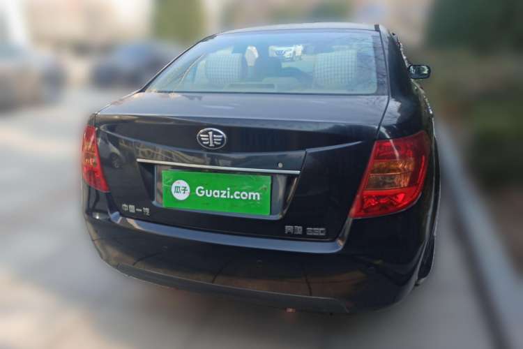 Used Bestune B50 2012 1.6L automatic fashion version Rear