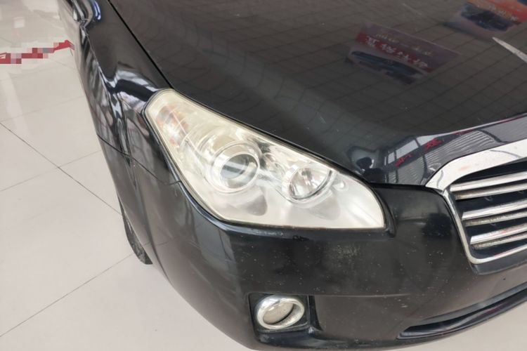 Used Bestune B50 2012 1.6L automatic with sunroof Right Front Headlight