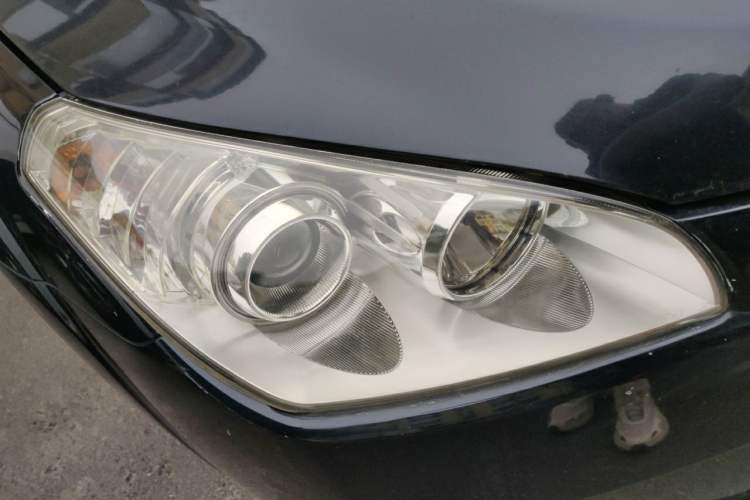 Used Bestune B50 2012 1.6L Manual Limited Edition Right Front Headlight