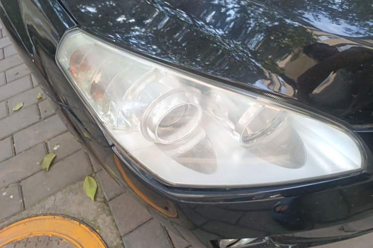 Used Bestune B50 2012 1.6L Automatic Prestige Edition Right Front Headlight
