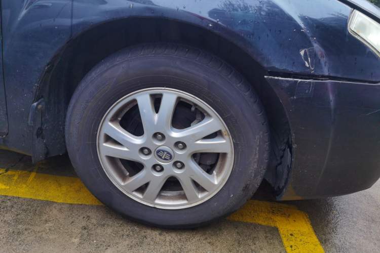 Used Bestune B50 2012 1.6L Manual Limited Edition Right Front Wheel Hub