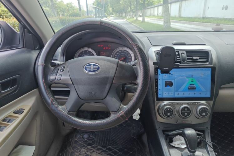 Used Bestune B50 2012 1.6L automatic fashion version Steering Wheel