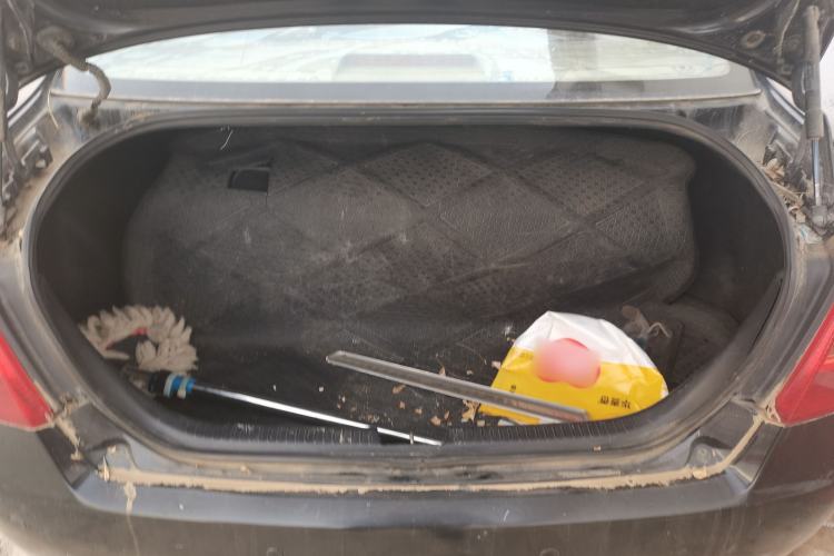 Used Bestune B50 2012 1.6L manual fashion version Trunk