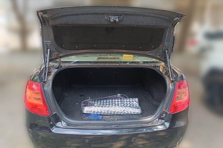 Used Bestune B50 2012 1.6L Automatic Prestige Edition Trunk