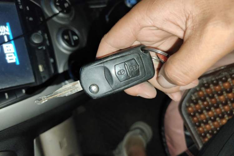Used Bestune B50 2012 1.6L manual fashion version Vehicle Key