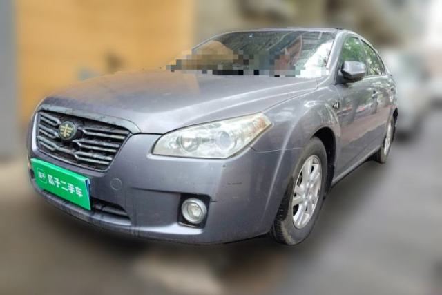 Used Bestune B50 2012 1.6L automatic with sunroof
