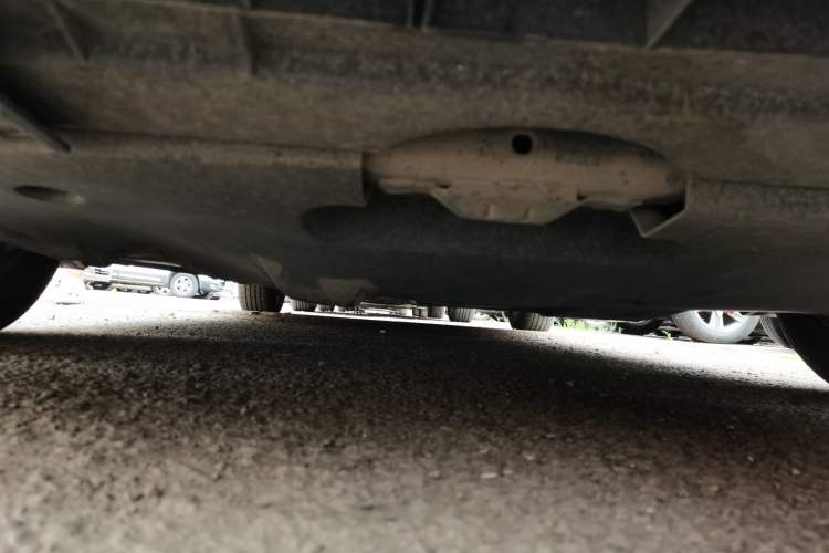 Used Bestune B50 2012 1.6L manual sunroof version Chassis Front