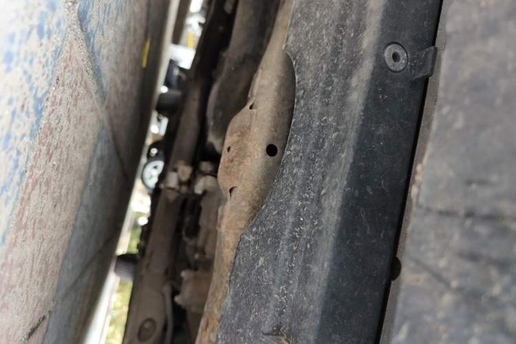 Used Bestune B50 2012 1.6L manual sunroof version Chassis Front