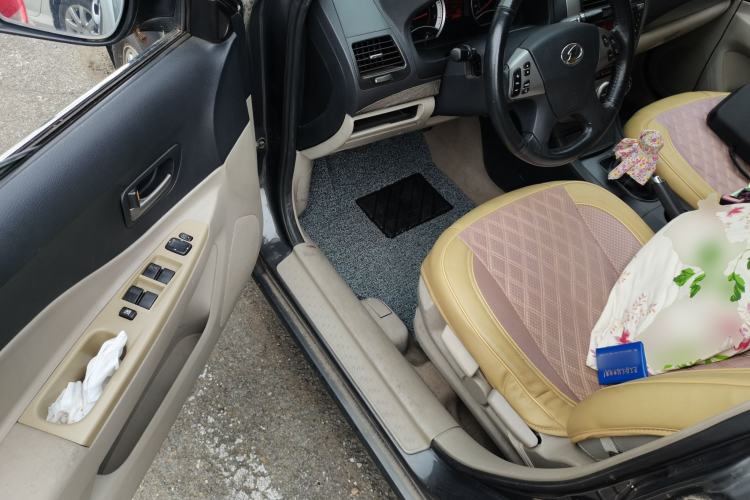 Used Bestune B50 2012 1.6L manual sunroof version Driver Seat