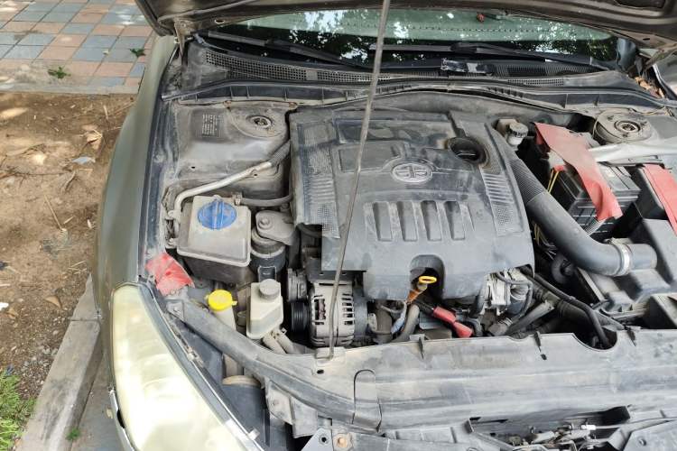 Used Bestune B50 2012 1.6L manual sunroof version Engine Bay Right