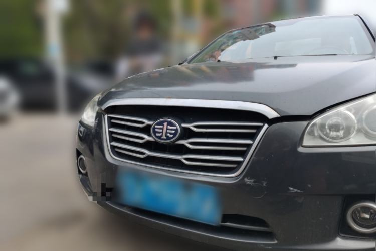 Used Bestune B50 2012 1.6L manual sunroof version Front