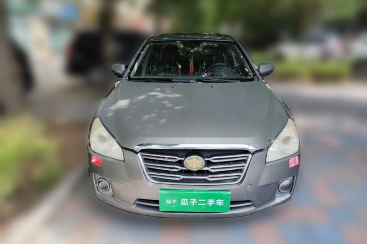 Used Bestune B50 2012 1.6L manual sunroof version Front