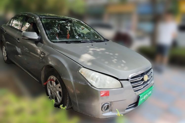 Used Bestune B50 2012 1.6L manual sunroof version Front Right 45 Deg