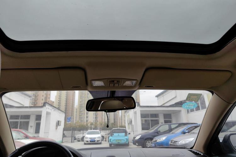 Used Bestune B50 2012 1.6L manual sunroof version Headliner