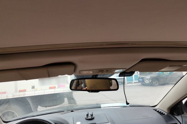 Used Bestune B50 2012 1.6L manual sunroof version Headliner