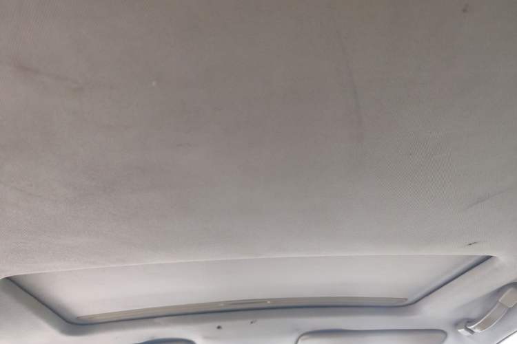 Used Bestune B50 2012 1.6L manual sunroof version Headliner