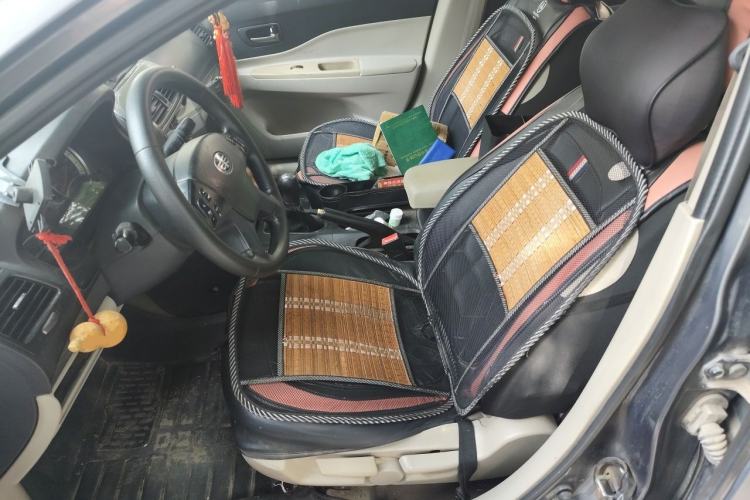 Used Bestune B50 2012 1.6L manual sunroof version Left Front Seat