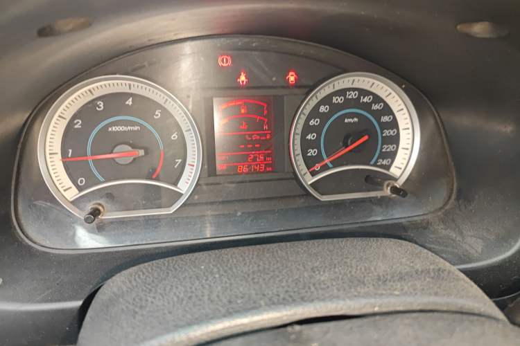 Used Bestune B50 2012 1.6L manual fashion version Odometer Close Up