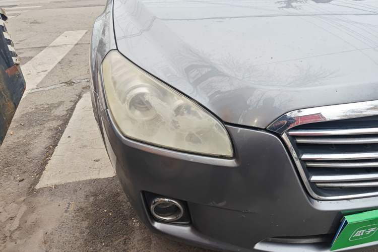 Used Bestune B50 2012 1.6L manual fashion version Right Front Headlight