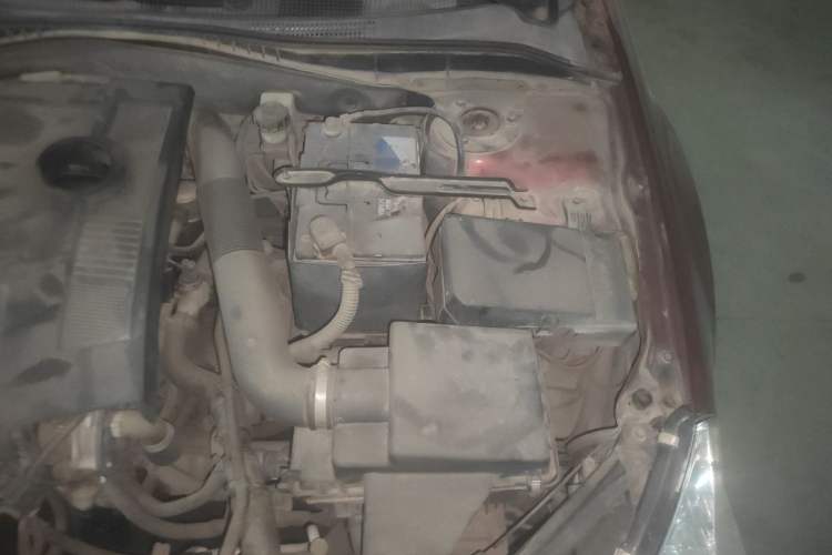 Used Bestune B50 2012 1.6L manual sunroof version Engine Bay Left