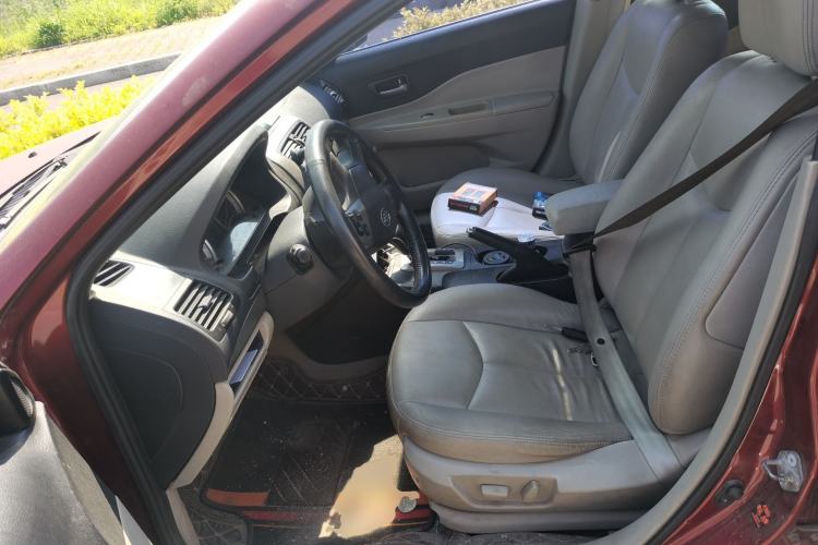 Used Bestune B50 2012 1.6L Automatic Prestige Edition Left Front Seat