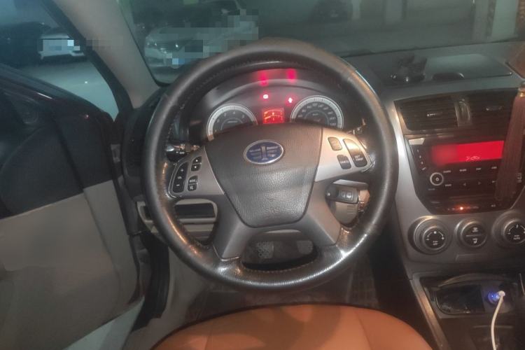 Used Bestune B50 2012 1.6L manual sunroof version Steering Wheel