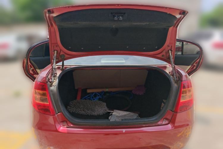 Used Bestune B50 2012 1.6L manual sunroof version Trunk