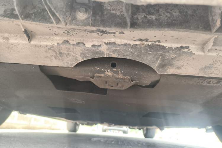 Used Bestune B50 2012 1.6L manual fashion version Chassis Front