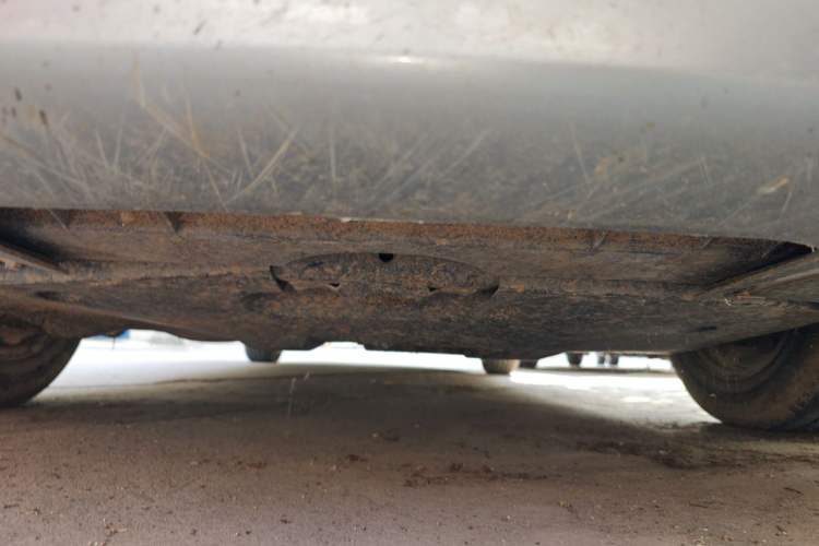Used Bestune B50 2012 1.6L manual fashion version Chassis Front