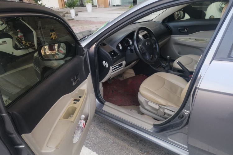Used Bestune B50 2012 1.6L manual sunroof version Driver Seat