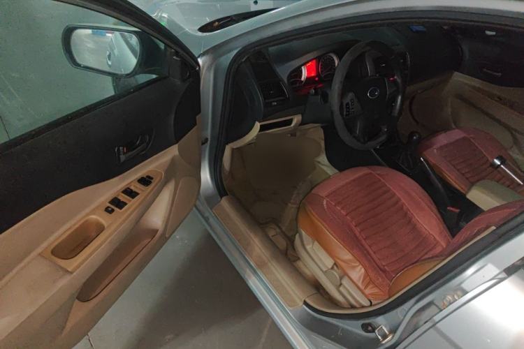 Used Bestune B50 2012 1.6L manual fashion version Driver Seat