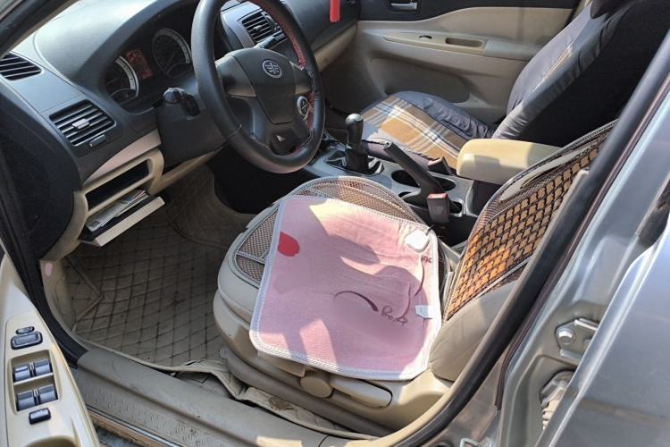 Used Bestune B50 2012 1.6L Manual Limited Edition Driver Seat