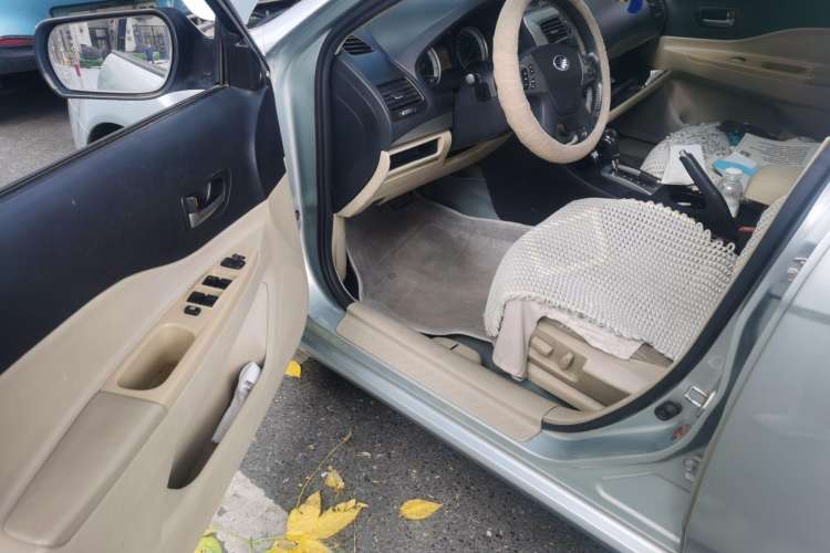 Used Bestune B50 2012 1.6L automatic luxury edition Driver Seat