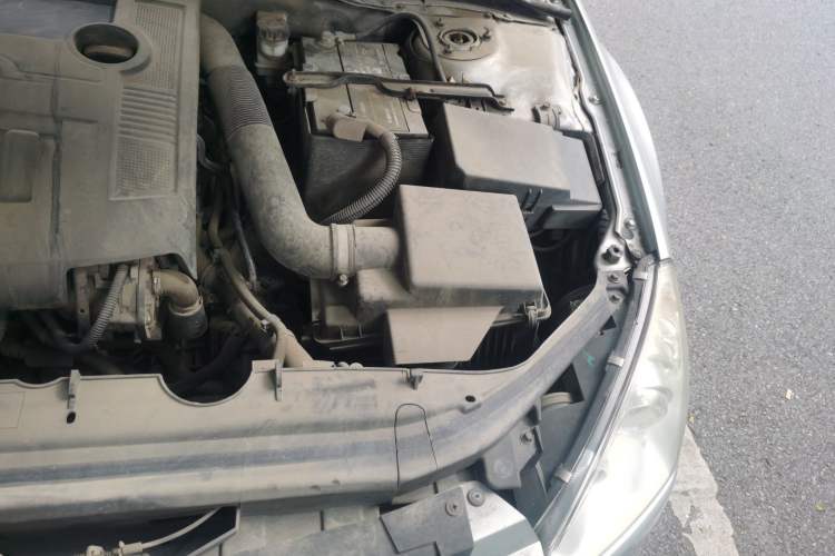 Used Bestune B50 2012 1.6L automatic luxury edition Engine Bay Left