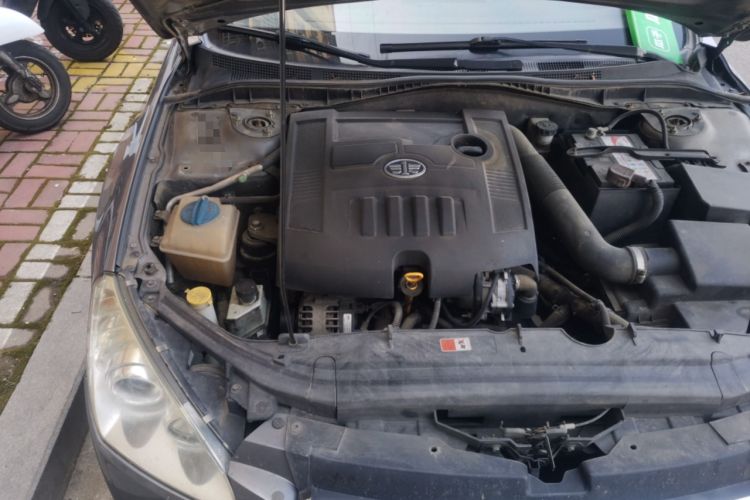 Used Bestune B50 2012 1.6L manual sunroof version Engine Bay Right