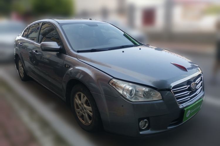 Used Bestune B50 2012 1.6L manual sunroof version Front Right 45 Deg