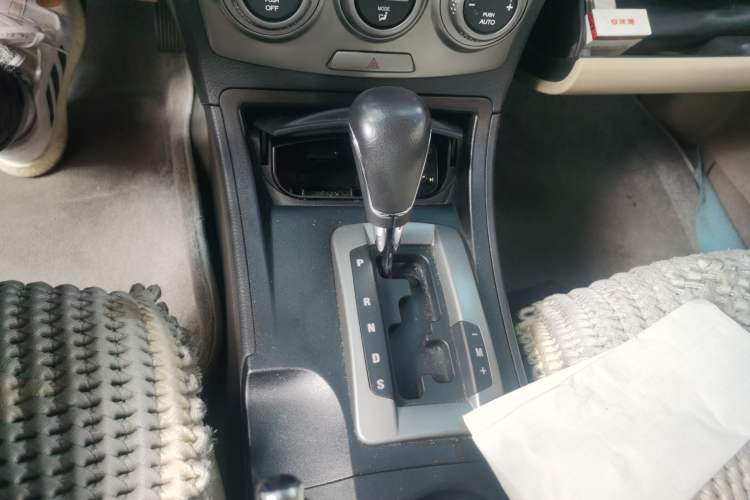Used Bestune B50 2012 1.6L automatic luxury edition Gear Lever