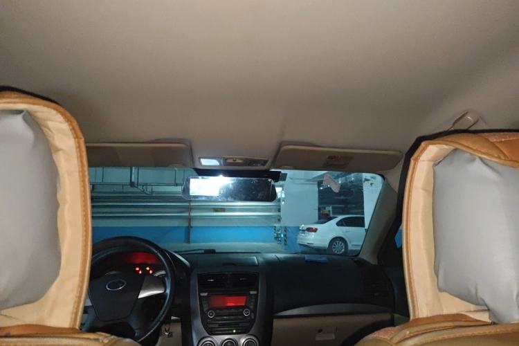 Used Bestune B50 2012 1.6L manual fashion version Headliner