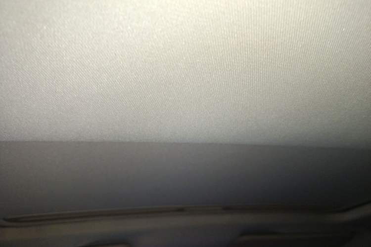 Used Bestune B50 2012 1.6L automatic with sunroof Headliner