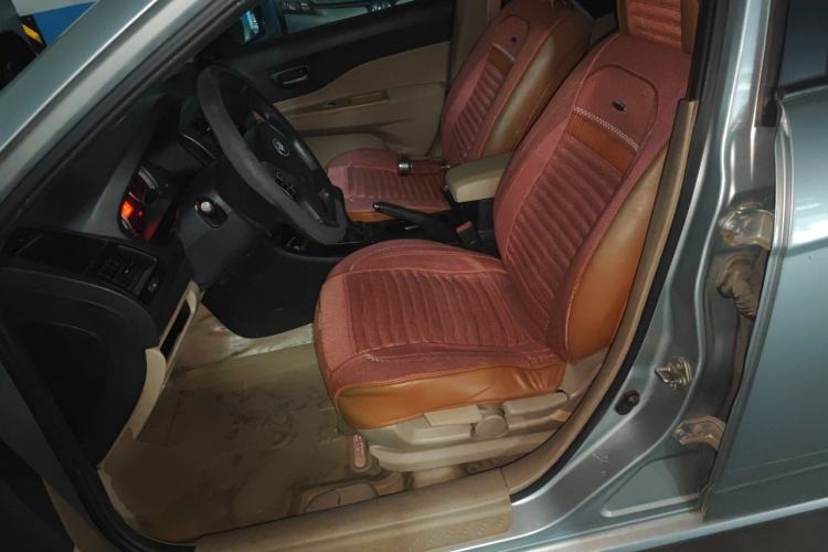 Used Bestune B50 2012 1.6L manual fashion version Left Front Seat