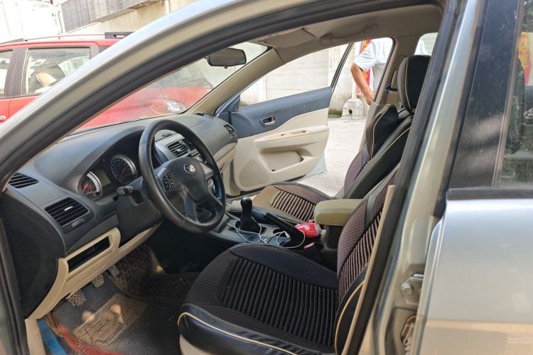Used Bestune B50 2012 1.6L manual fashion version Left Front Seat