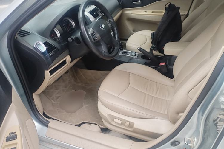 Used Bestune B50 2012 1.6L Automatic Prestige Edition Left Front Seat