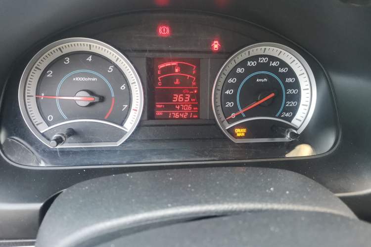 Used Bestune B50 2012 1.6L manual sunroof version Odometer Close Up