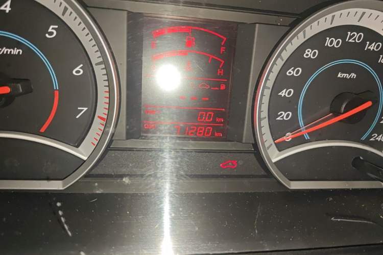 Used Bestune B50 2012 1.6L manual fashion version Odometer Close Up