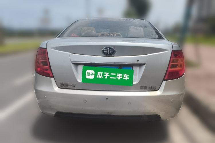 Used Bestune B50 2012 1.6L manual fashion version Rear