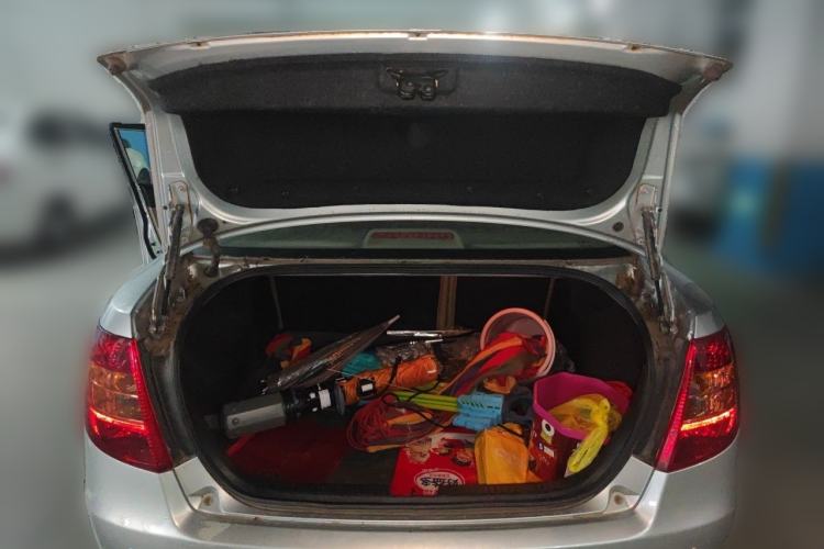 Used Bestune B50 2012 1.6L manual fashion version Trunk