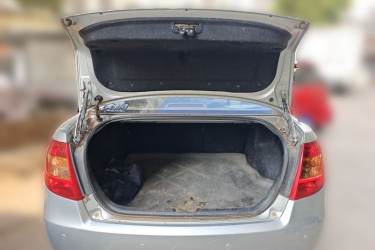 Used Bestune B50 2012 1.6L manual fashion version Trunk