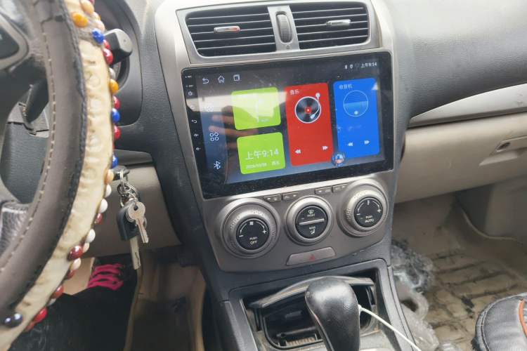Used Bestune B50 2012 1.6L automatic with sunroof Audio And AC Panel